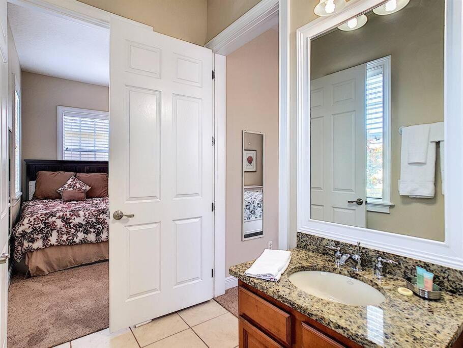 Two King En-Suites …Inside The Prestigious Reunion Resort Kissimmee Buitenkant foto