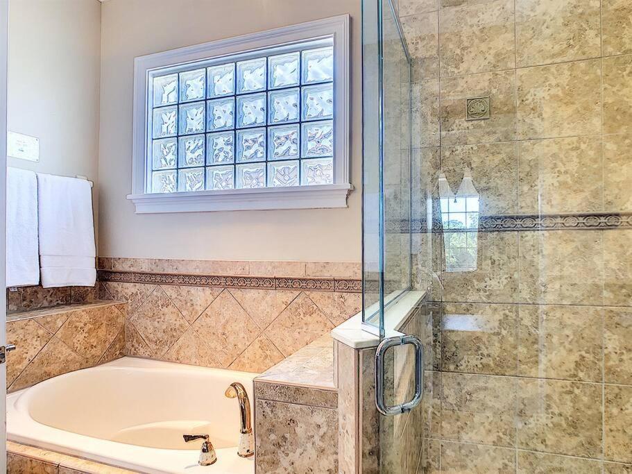 Two King En-Suites …Inside The Prestigious Reunion Resort Kissimmee Buitenkant foto